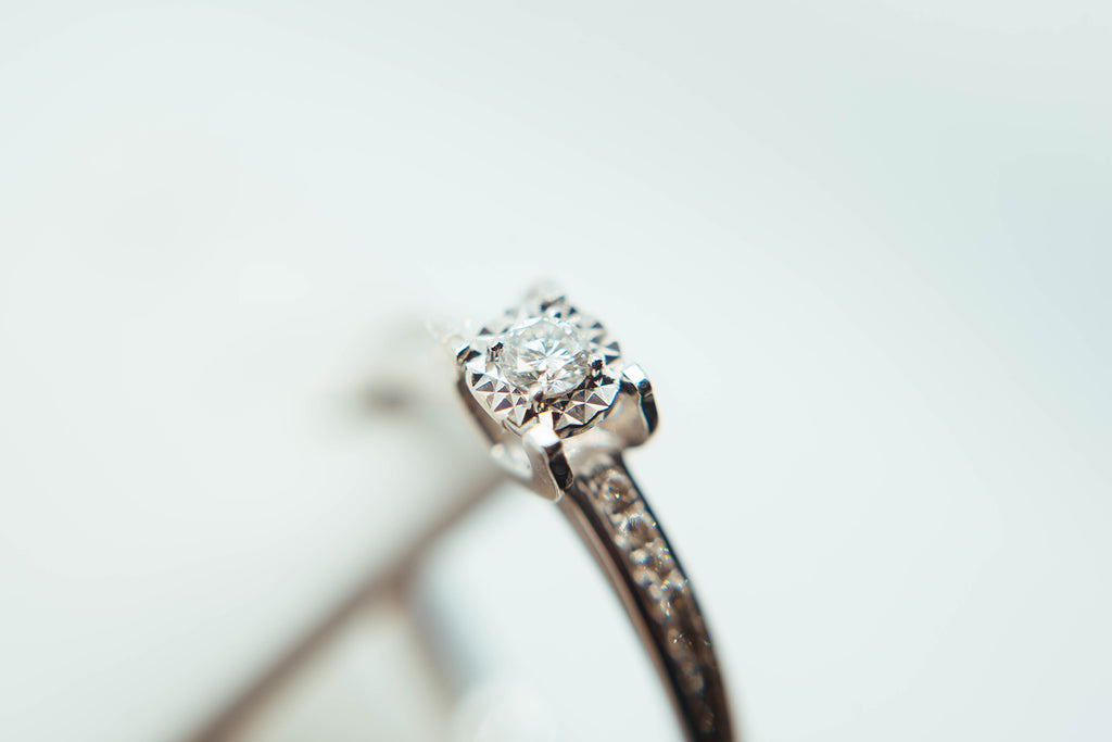 The 5 Essential Steps to Buy a Stunning Diamond at a Great Price